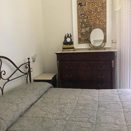 ナポリ Ciro A Maschio Angioino Bed & Breakfast エクステリア 写真